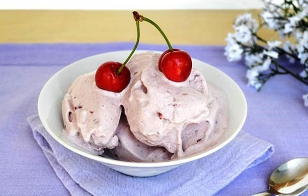Crème glacée aux cerises avec Thermomix