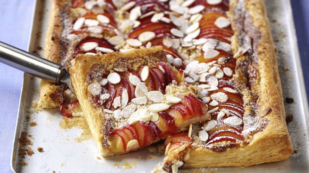 Feuillete A La Creme D Amande Et Nectarine Avec Thermomix