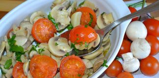 salade de champignons et tomates cerises au Thermomix