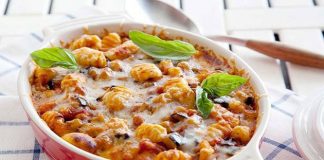 Gratin de gnocchis aux tomates et origan léger