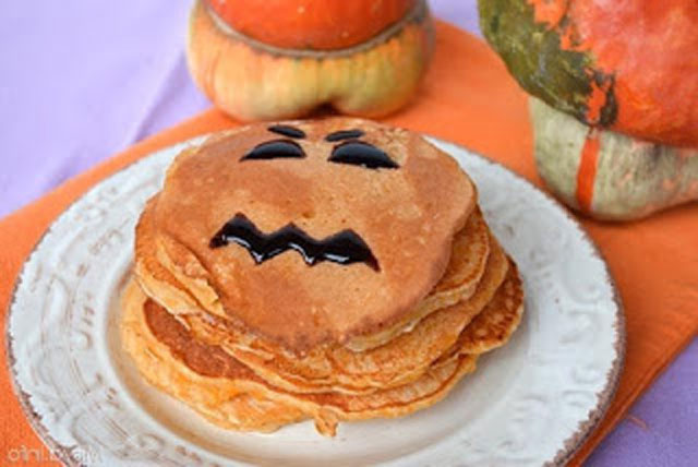 Pancakes A La Citrouille D Halloween Au Thermomix Plat Et Recette