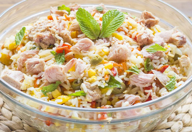 Salade De Riz Au Thon Et Aux œufs Durs Ww Plat Et Recette