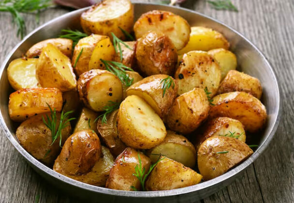 Pommes de Terre à l'Ail et au Beurre au Four WW - Plat et Recette