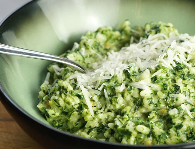 Risotto Léger aux Épinards et Parmesan