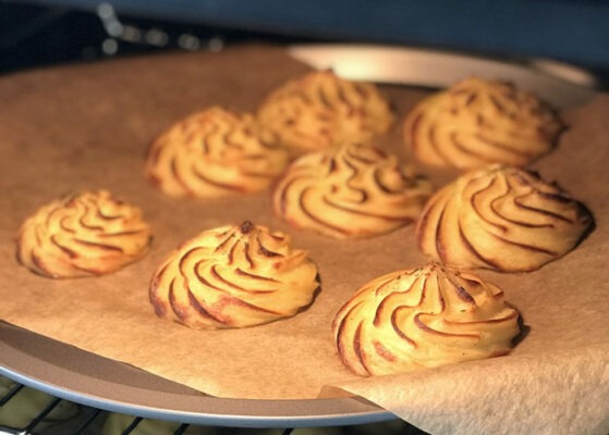 pommes dauphines au four,  de savoureuses pommes dauphines légères croquantes à l'extérieur et moelleuses à l'intérieur, facile et simple à réaliser pour accompagner vos plat de viande.