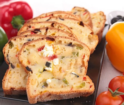 Cake chorizo poivrons et feta