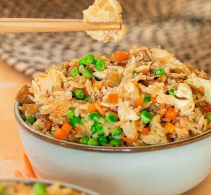 Riz cantonais végétarien