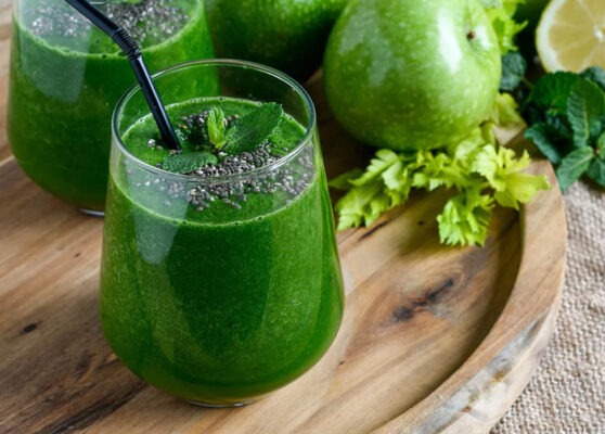 Smoothie Vert Detox (Petit-Déjeuner) Smoothie Vert Detox (Petit-Déjeuner)